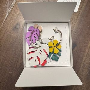 Stella & Dot Color Pop Floral Earrings